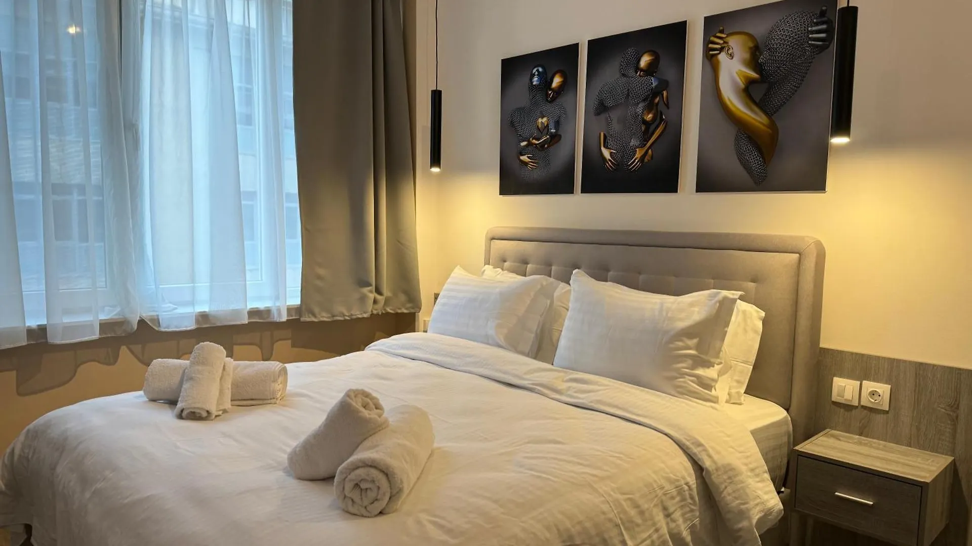 Private Mini Suite-Netflix Thessaloniki